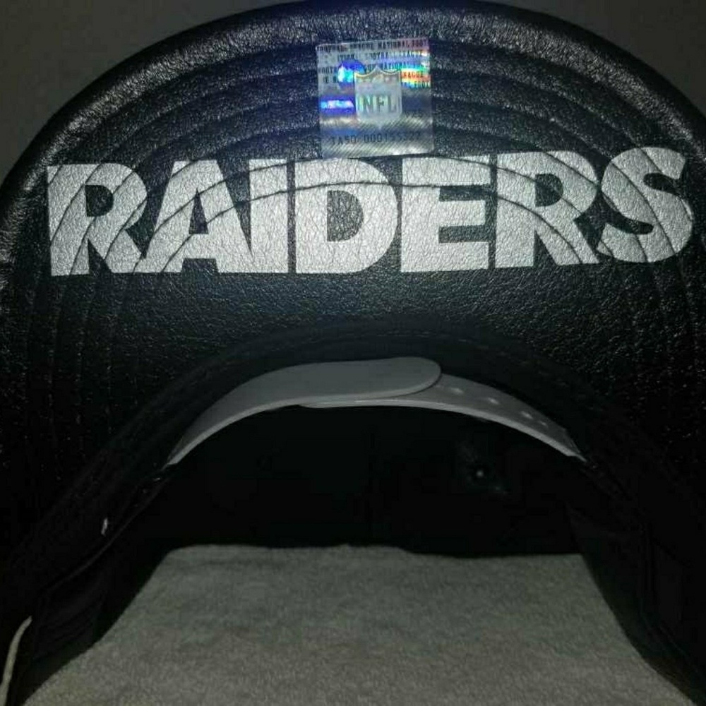 Raiders NFL snap back cap